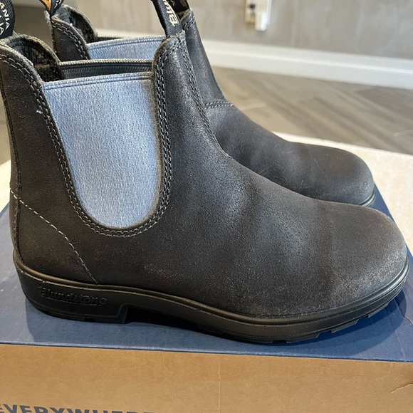 Blundstone Suede Chelsea Boot unisex USW-8, USM-6, AUS-5 steel grey/ pale denim. - Picture 2 of 14